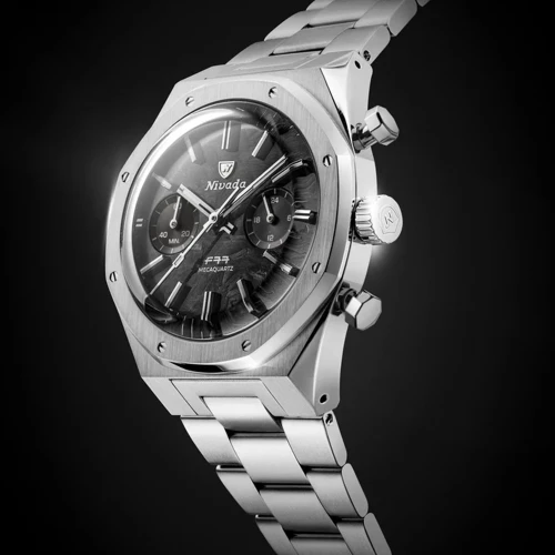 Чоловічий годинник NIVADA GRENCHEN F77 SST CHRONO MECAQUARTZ CARBON MK2 38 MM 68002Q77 купити за ціною 40500 грн на сайті - THEWATCH