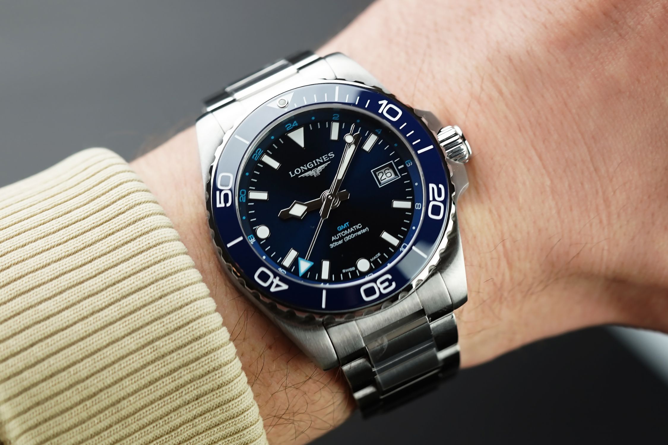 Longines Hydroconquest Snowflake hands