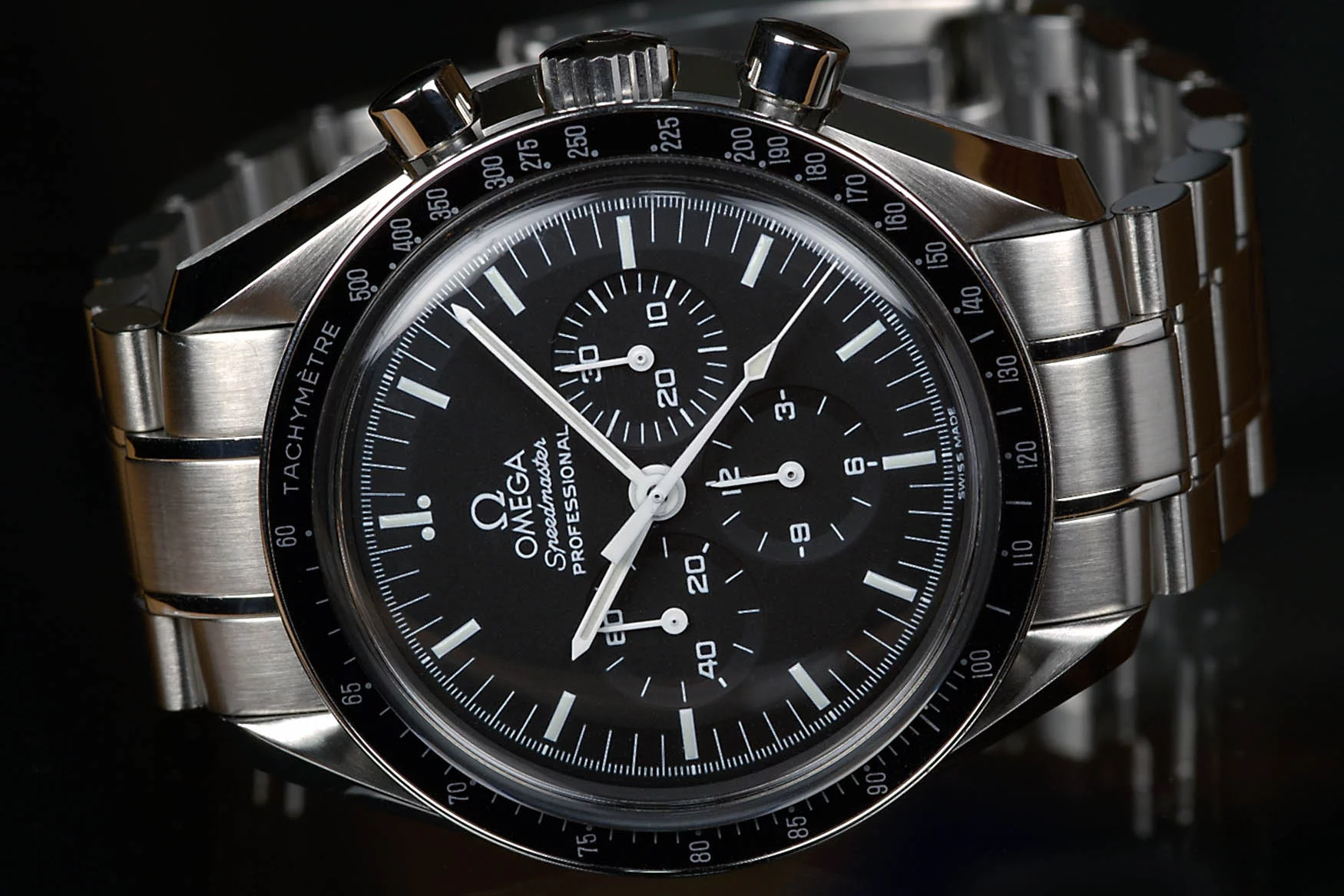 Наручные часы Omega Speedmaster Moonwatch